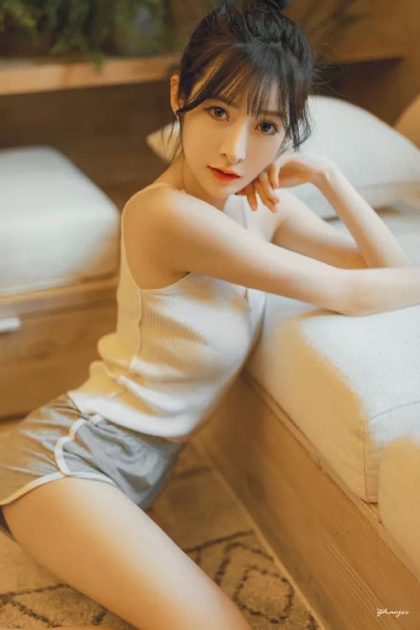 第九百七十八章 明星杨思颖(1/2) 第九百七十八章 明星杨思颖(1/2)